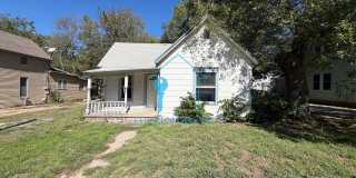 $799 -  **MOVE IN SPECIAL - OCTOBER RENT FREE** - 2 bed 1 bath - Single Family Home Gallery 1