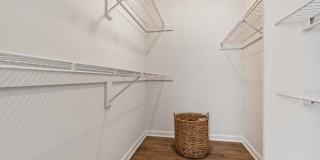 Affordable Housing - Woodland Park Apartment Homes Gallery 25