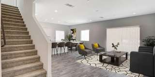 6432 Spiced Butter Rum Street Gallery 2