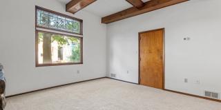 617 Bellefonte St Gallery 4