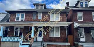 College Avenue 306 E Gallery 1