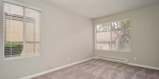 St. Charles Oaks Apartments Gallery 11