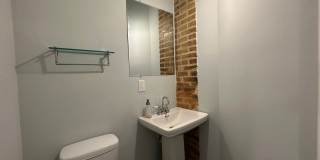 Charming 3 Bedroom/2.5 Bathroom Townhome in Fells Point, Baltimore, MD! Gallery 6