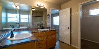 Rigden Farm Townhome in great location! Gallery 27