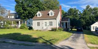 3 bedroom 2 bath house Gallery 1