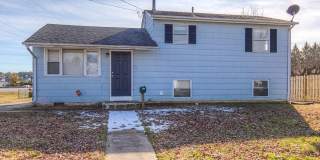 Split Level Near DE/MD line- Available in August Gallery 1