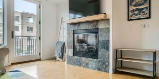 2-BDR Retreat with Rooftop Pool & Gym Gallery 11