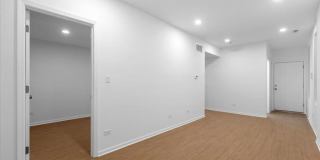 1313 W Chicago Avenue Gallery 3