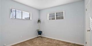 Charming 3BR House in Thornton Gallery 12