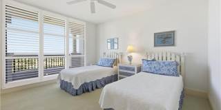 8990 Bay Colony Dr Gallery 20