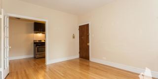 434 W Surf St Gallery 4