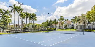 Sheridan Ocean Club Apartments Gallery 9