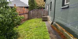 Cute 4-Bedroom Duplex w/Attached Garage in Seward Park Area in Seattle!! Gallery 31