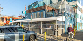 Marina 41 Gallery 61