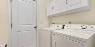 Incredible 3be/2.5ba House In Quiet Neighboorhood Gallery 18