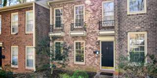 Avail Aug 2027 - Beautiful 2 Bedroom, 1.5 Bath Townhome – 1 mile to UNC! Avail Aug 2027 - Beautiful 2 Bedroom, 1.5 Bath Townhome – 1 mile to UNC! Gallery 1