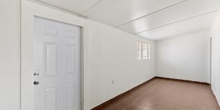 2246 W SIERRA Street Gallery 21
