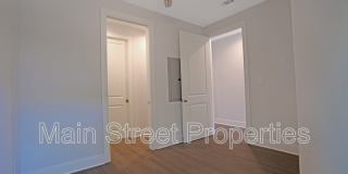 379 Clubbs Street Gallery 8