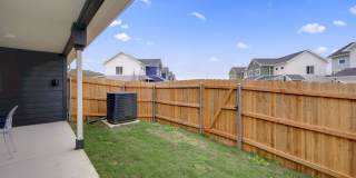 Equinox Townhomes at New Braunfels Gallery 18