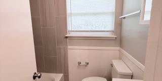 Beautifully Updated 2BD 1BA, Two-Story Duplex in Yukon!!! Gallery 9