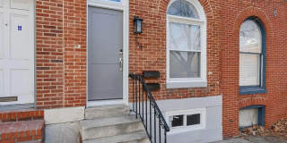 734 LIGHT Street Gallery 1