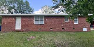 652 Monagan St ~ Murchison Gallery 32