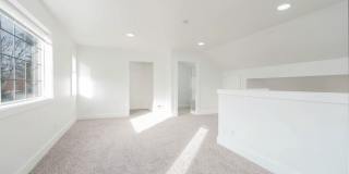 2303 Main Street Gallery 20