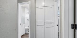 Charming 3 Bedroom Home with Spacious Backyard Gallery 29