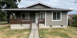 1032 Cherry Street Gallery 1