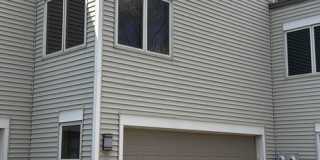 AVAILABLE June 1st! Spacious and Updated 2 Bedroom, 1.5 Bathroom Townhome Gallery 4