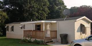 Mobile Home with Covered Front Porch Gallery 1