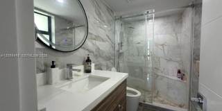 1800 Collins Ave cu-3H, Miami Beach, FL 33139 Gallery 18