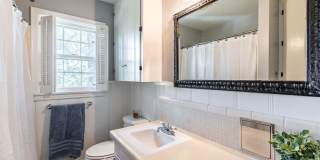 7902 Harmon Gallery 22