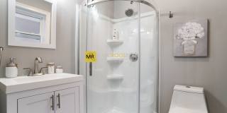Most Luxurious OFF-CAMPUS CHOICE! near BU campus!  Heat & HW Inc. W/D in Unit Gallery 13