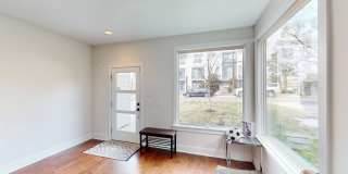 1220 Lomax Avenue Gallery 4