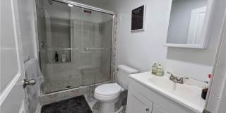 1052 Kingston Lane Gallery 59