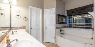 5 Bed / 2.5 Bath in South Tulsa! Gallery 17