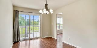 Updated 4 level TH w/ 2 FB & 2 "1/2" baths + One car garage! Gallery 11