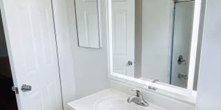 5700 Hazeltine Ave. Gallery 18