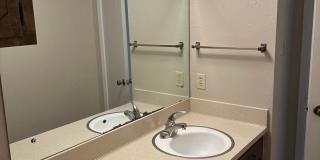 Bryan - 1 bedroom / 1 bath - duplex - fenced in area behind unit. Near 29th street. Gallery 15
