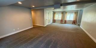 Spacious 6-Bedroom Home for Rent in Lehi Gallery 29