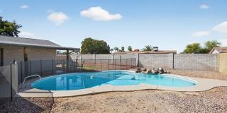 Charming 4BR House in Phoenix Gallery 32