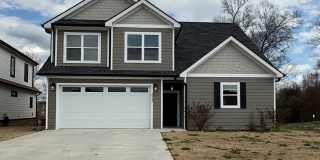 Beautiful 3 Bed, 2.5 Bath, 2 Car Garage - Community Pool & Walking Trail! Gallery 1