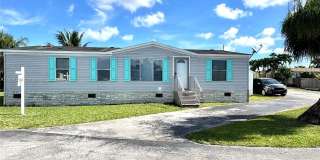 220 NE 12th Ave 220 NE 12th Ave Gallery 1