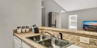 2 Bedroom 2 Bath Duplex at Mansion Creek in Tyler! 1/2 OFF your first full month’s rent! Gallery 15