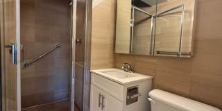 196 E 71st St Gallery 6