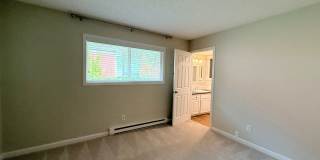 Super Cute 2 Bedroom Condo in Tigard!!! Water, Sewer and Garbage Included!!! Gallery 14