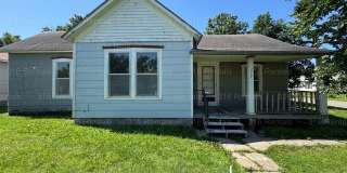 $850- 2 bed 1 bath - Single Family Home Gallery 1