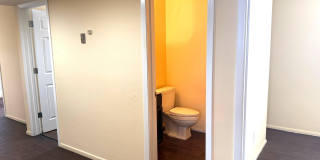 2101 W BETHANY HOME Road Gallery 15