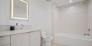 4804 Oakwood Gallery 18